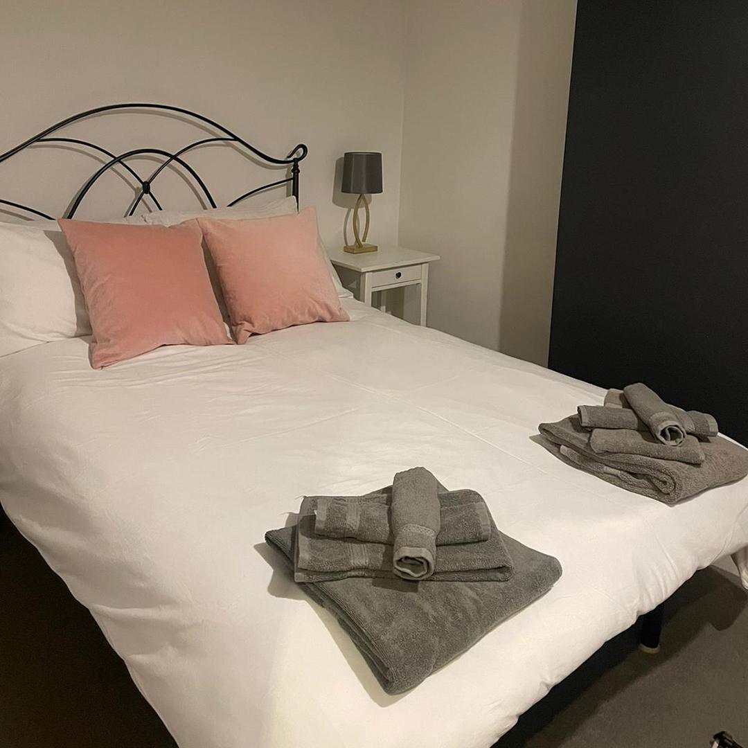 Airbnb Cleaning Services Aldersbrook E12