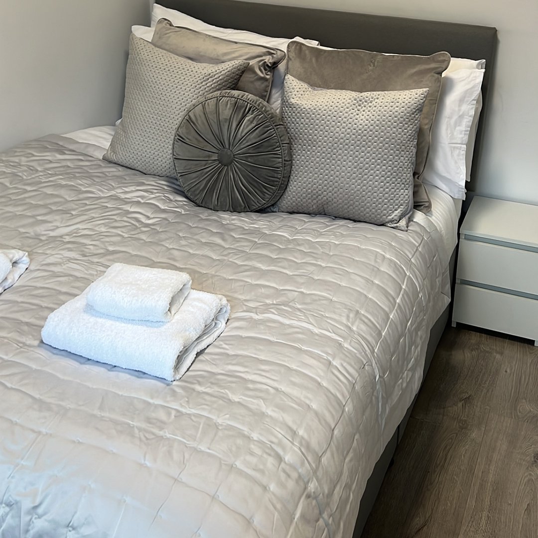 Airbnb Cleaner Leyton E10